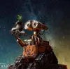 A robot holding a plant in a boot against a starry background. Anteprima dell’immagine prodotto