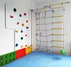 Kletterwand Quadrat 3 weiß - farbige Griffe Produktbild-Vorschau 5