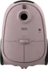 A pink AEG vacuum cleaner is shown from the front against a white background. Produktbild-Vorschau