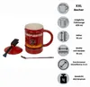 A red mug with a firefighter theme, along with its lid and a spoon, presented with descriptive text and icons on a white background. Produktbild-Vorschau