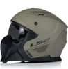 A studio shot of a modular motorcycle helmet. Náhled obrázku produktu