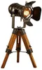 A spotlight lamp on a tripod stand. Náhled obrázku produktu
