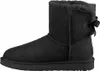 A black Ugg boot with a bow on the back. Produktbild-Vorschau