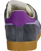 The back view of a Gola women's sneaker. Produktbild-Vorschau