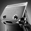A close-up view of the blade assembly of a Wahl hair clipper. Podgląd zdjęcia produktu
