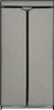 A full-frame shot of a gray wardrobe with a black zipper down the middle. Produktbild-Vorschau