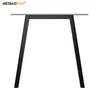A black metal table base. Voir les images du produit