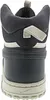 The back view of a Nike sneaker. Náhľad obrázku produktu