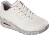 A white Skechers sneaker with a leopard print sole and lining. Produktbild-Vorschau