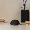Konjaková huba Volcano, čierna 7,5 cm Náhľad obrázku produktu 2