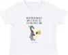 Mr. & Mrs. Panda  T-Shirt Pinguin Bier 0. - 6. Monat - Weiß Produktbild-Vorschau 1
