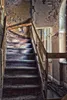 Wallario Poster - Treppe in einem alten Haus, Kunstdruck Produktbild-Vorschau 1