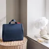 reisenthel trousse de toilette Toiletbag Twist Navy bleu Voir les images du produit 8