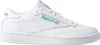 A white Reebok Club 85 sneaker with green accents. Voir les images du produit