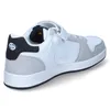 A single white and gray sneaker with a black accent on a white background. Produktbild-Vorschau