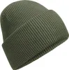 A close-up studio shot of a green knitted beanie. Anteprima dell’immagine prodotto