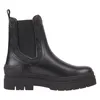 A studio shot of a single black boot. Anteprima dell’immagine prodotto