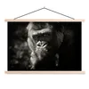 MuchoWow® Textilposter Gorilla auf schwarzem Hintergrund in Produktbild-Vorschau 1