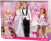 A Barbie wedding gift set featuring dolls and accessories in a box. Náhľad obrázku produktu