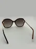 Guess - Lunettes de soleil - GF0352-52F - Femme - Voir les images du produit 10