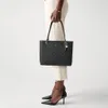 Borsa A Tracolla Del Marchio Guess Del Modello Hwbg96 72250 Anteprima dell’immagine prodotto 7