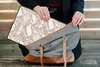 MuchoWow® Laptop Hülle 13 Zoll Tiermuster - Schlange - Form Produktbild-Vorschau 6