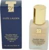 A product shot of Estee Lauder Double Wear Stay-in-Place Makeup foundation bottle and its box. Náhled obrázku produktu
