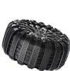 A single snow chain for a car tire, shown in a studio setting against a white background. Anteprima dell’immagine prodotto