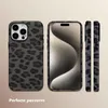 Selencia Sabi Backcover Panterprint met MagSafe voor de Productafbeelding-voorbeeld 7