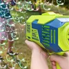 Dobíjecí bublinový stroj Bazooka, dárek k narozeninám Náhled obrázku produktu 9