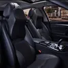 Schwarzes Auto-Kopfstützenkissen und Lendenwirbelstützkissen im Autoinnenraum installiert Produktbild-Vorschau