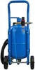 A blue sandblasting machine on wheels, viewed from the front. Produktbild-Vorschau