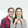 Mr. & Mrs. Panda Postkarte Pinguin umarmen Design - Weiß - Produktbild-Vorschau 4