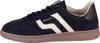 A side view of a navy blue Gant sneaker with cream stripes and a brown sole. Anteprima dell’immagine prodotto