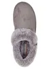 A top-down view of a gray slipper with faux fur trim. Produktbild-Vorschau
