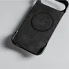 Nomad Custodia tradizionale in pelle per iPhone Air Nero Anteprima dell’immagine prodotto 8