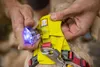 Ruffwear La luce di sicurezza Beacon Clear Lake Anteprima dell’immagine prodotto 4