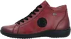 A side view of a red leather shoe with black laces and a black sole. Produktbild-Vorschau