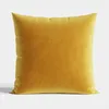 Oreiller VELVI 019 moutarde/moutarde 40x40 cm Mybesthome Voir les images du produit 1