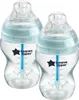 Two baby bottles are shown side-by-side against a white background. Anteprima dell’immagine prodotto