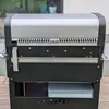 A close-up view of a black and silver grill. Anteprima dell’immagine prodotto