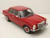 Mercedes 200 /8 Strichachter W115 1973 rot Modellauto 1:18 Produktbild-Vorschau 10
