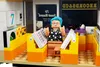LEGO® Idee 21339 BTS Dinamite Anteprima dell’immagine prodotto 18
