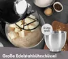 A kitchen mixer with a bowl containing ingredients, with additional ingredients in bowls and on a cutting board in the background. Text overlays indicate the product's capacity. Produktbild-Vorschau