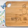 Mr. & Mrs. Panda Schneidebrett Faultier Yoga - Transparent Produktbild-Vorschau 3