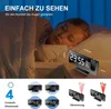 A person sleeping in bed with a projection alarm clock on the nightstand, and a collage of different alarm clock displays and projection modes at the bottom. Produktbild-Vorschau