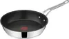 A close-up studio shot of a frying pan against a white background. Anteprima dell’immagine prodotto