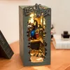 RoboTime Miniatur-Buchstopper für das Magic Alley Haus Produktbild-Vorschau 8