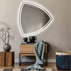 Unregelmäßiger asymmetrischer Spiegel mit LED Beleuchtung Produktbild-Vorschau 1