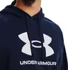 Close-up of a person wearing a navy blue Under Armour hoodie with a large white logo. Anteprima dell’immagine prodotto